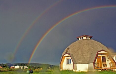 Photo of the Week: Dome Home Rainbow Image